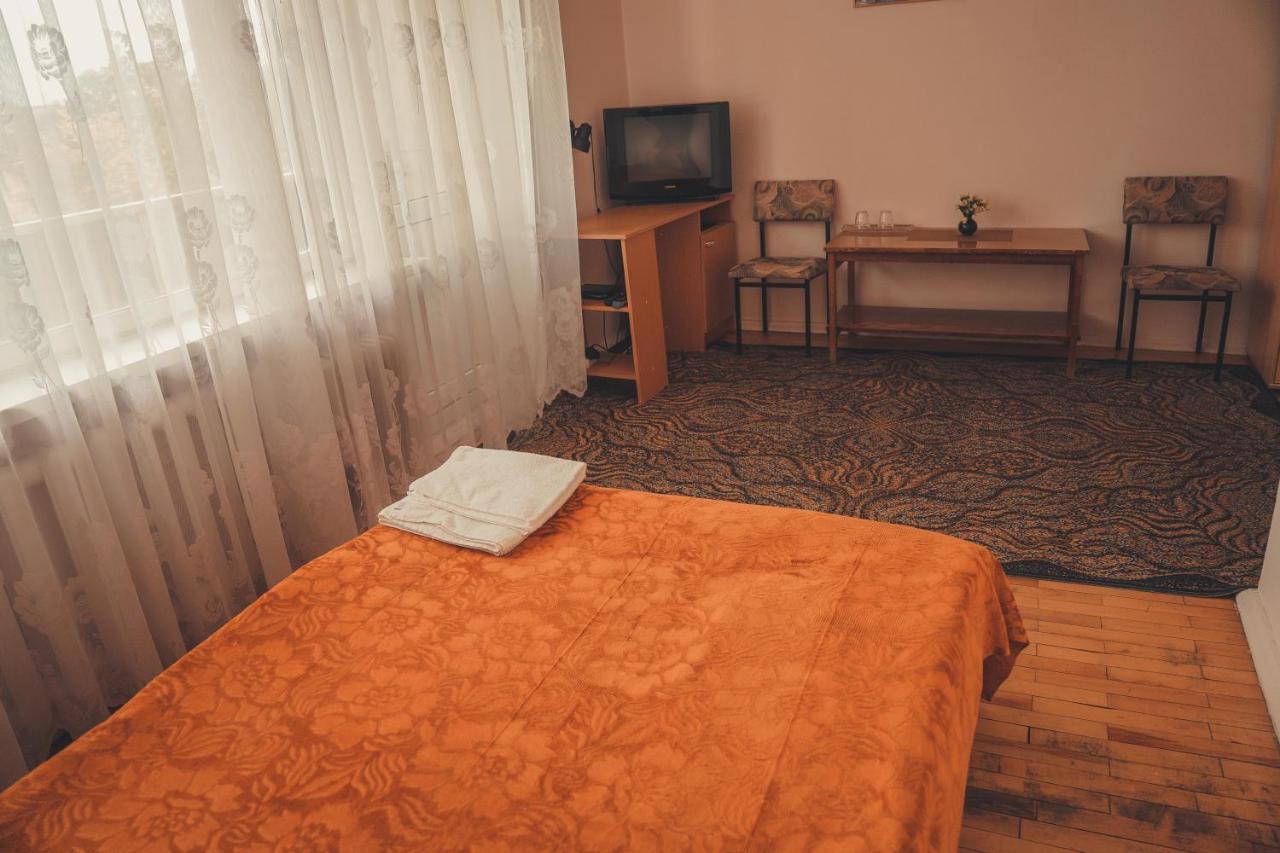 Hotell Paeaesuke Йыхви Экстерьер фото