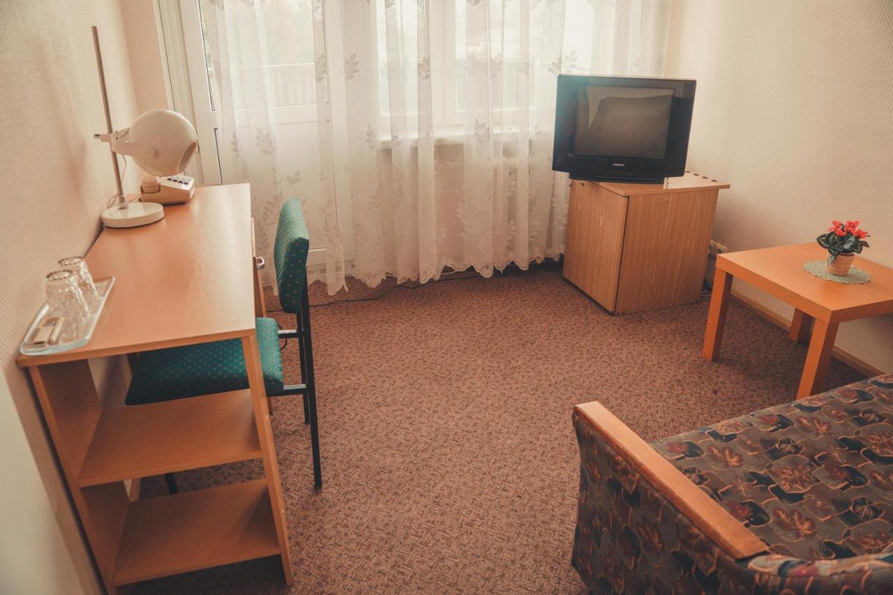 Hotell Paeaesuke Йыхви Экстерьер фото